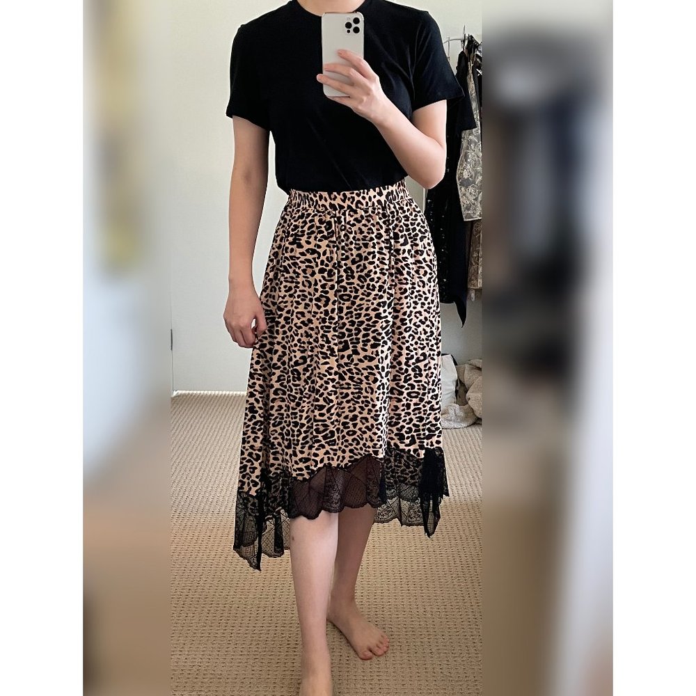 leopard skirt